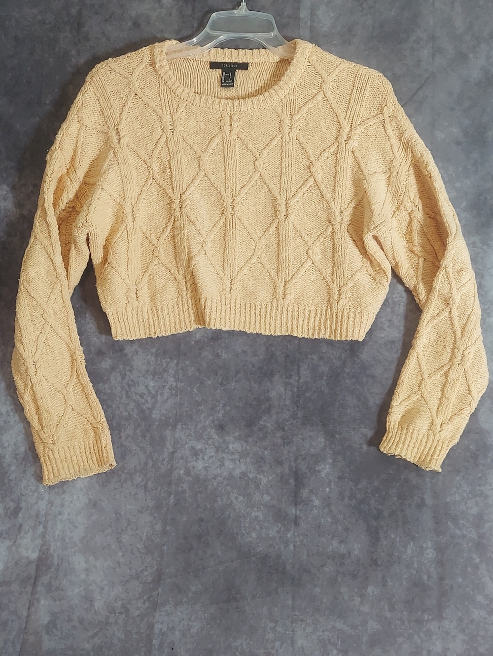 Forever 21 Peach Pink Cropped Cable Knit Sweater Size Small - Picture 2 of 7